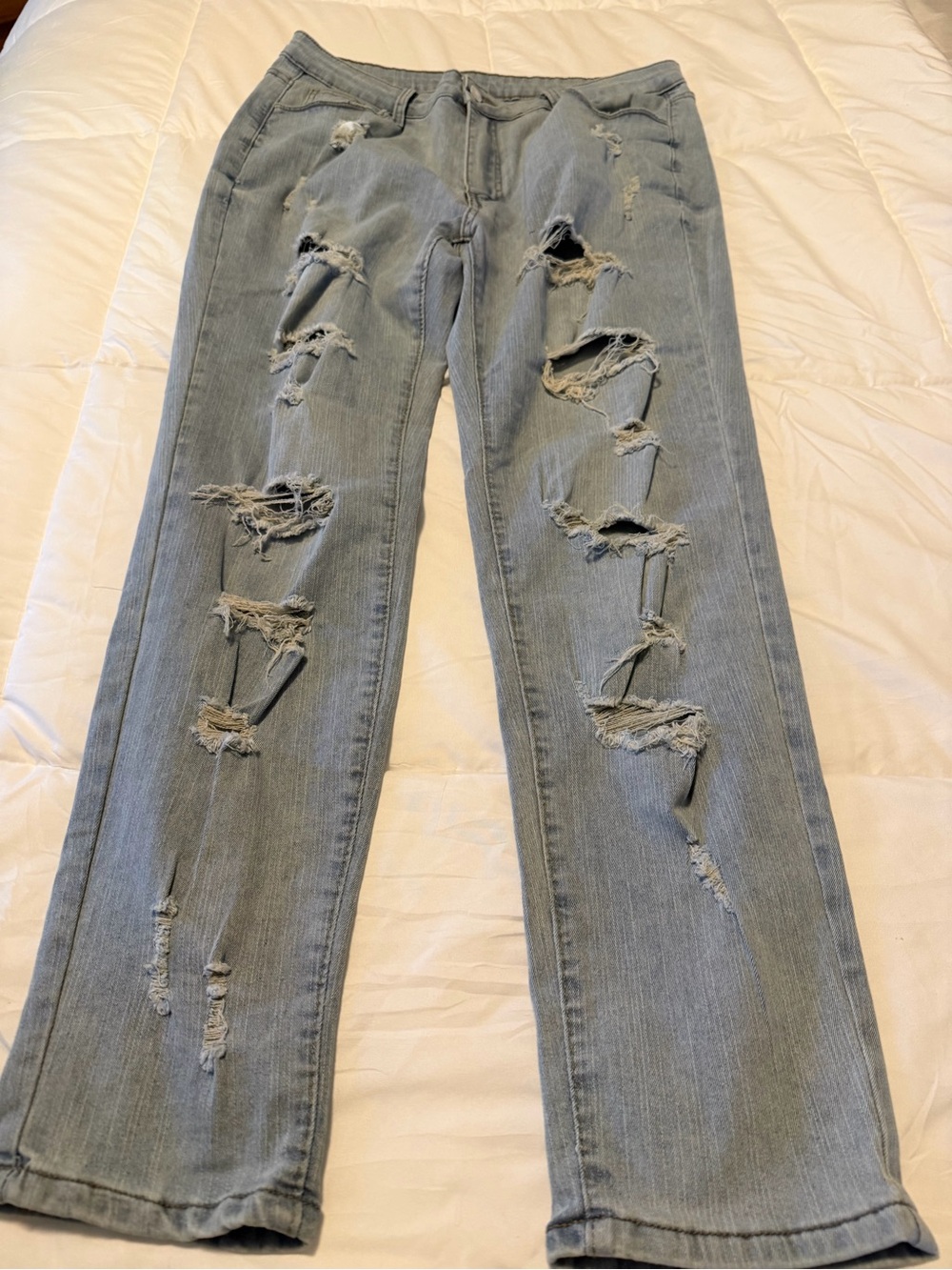 Source Unknown Light Blue Ripped Skinny Jeans